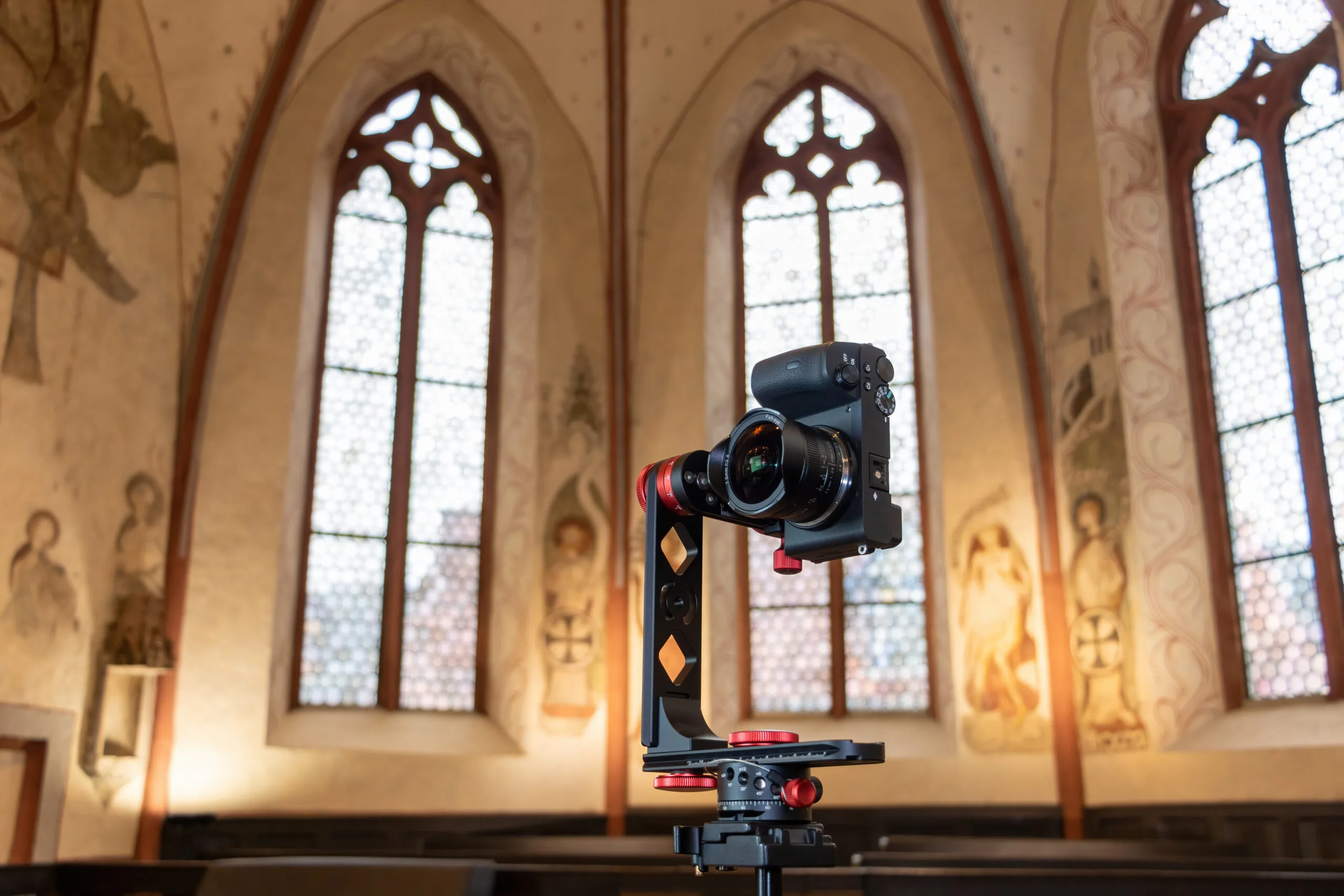 360° panorama camera in church for virtual tours